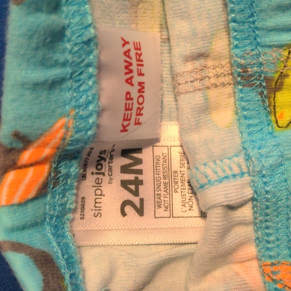 Boys surfing dino outfit - Picture 7 of 8